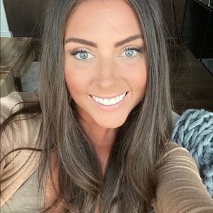 Meet your Posher, Mae